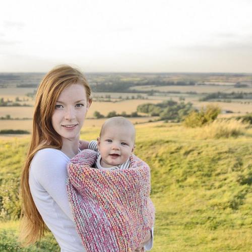 Tragehilfen für Babys richtig benutzen